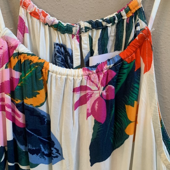 Girls Old Navy Floral Sleeveless Romper - Picture 4 of 7